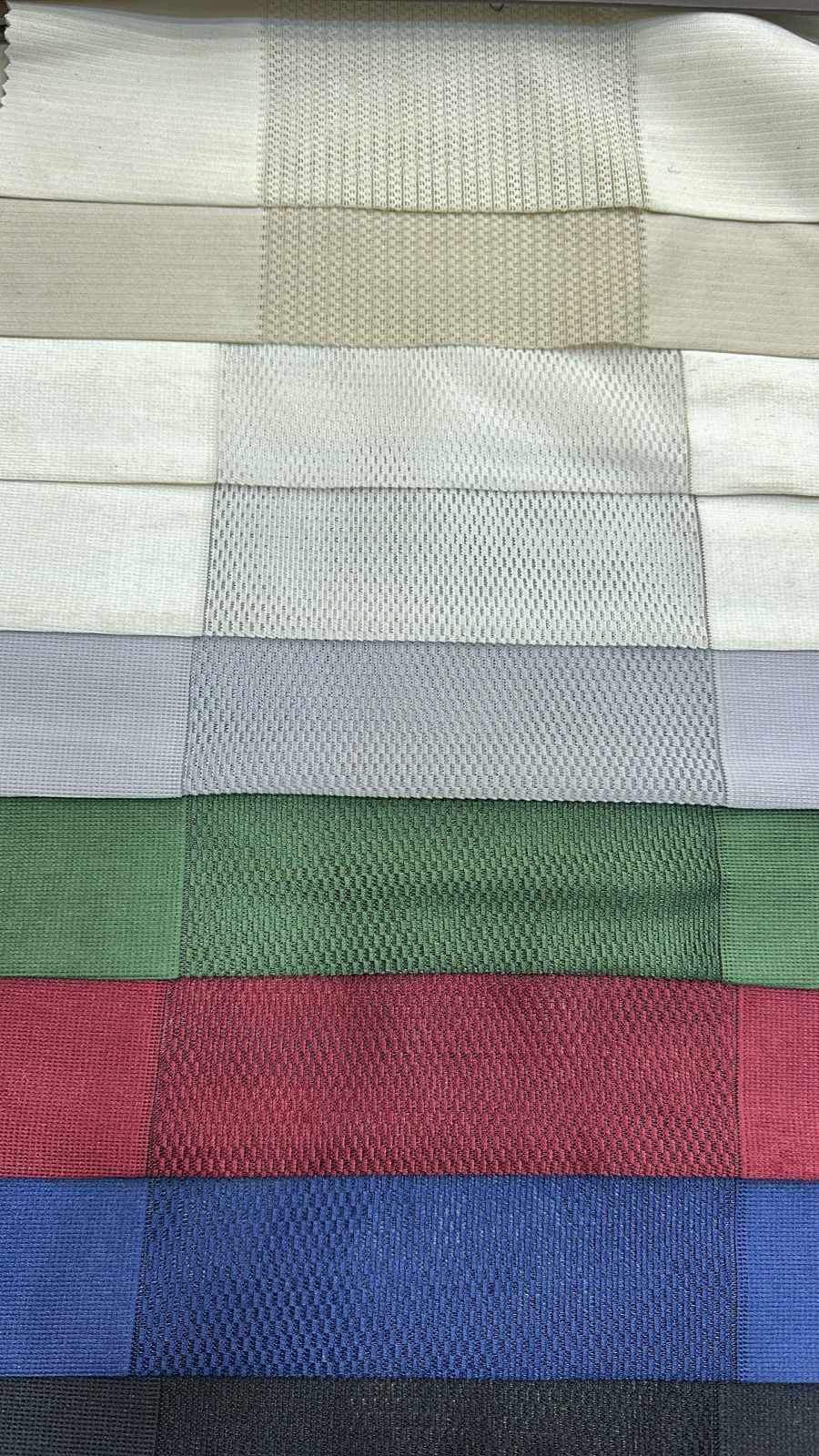 store de fenêtre bâton ( À partir de 550 dirhams le mètre.) – Image 43